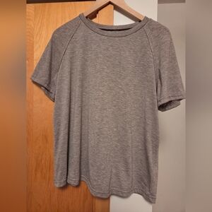 SHEIN Tan/Gray Short Sleeve Tee